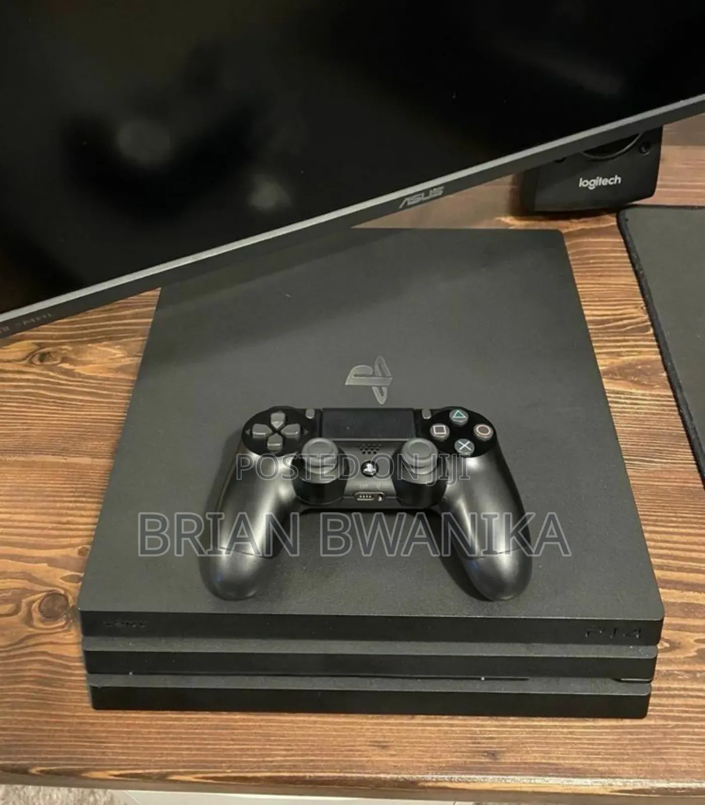 Uk Used Ps4 Pro With Games and Pads