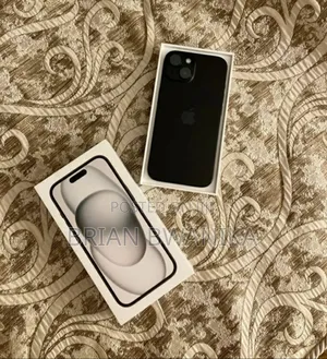 New Apple iPhone 15 128 GB Black