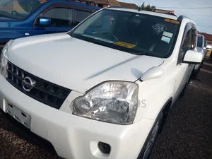 Nissan X-Trail 2010 White
