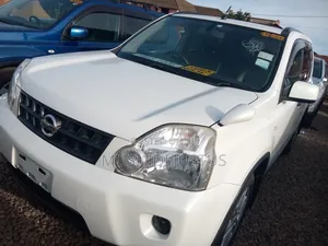 Nissan X-Trail 2010 White