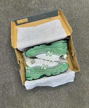 Men's New Balance 1000 Sneakers