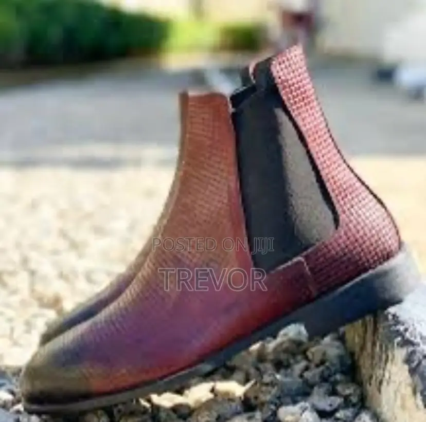 Classic Original Leather Brown Men’S Boots Size 43.