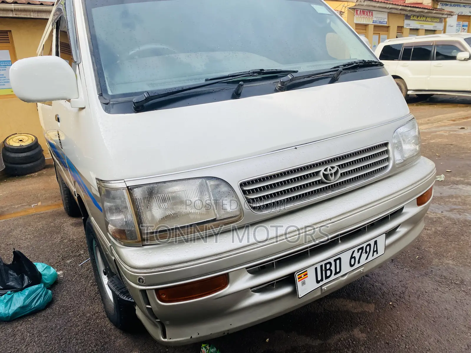 Toyota HiAce 2001