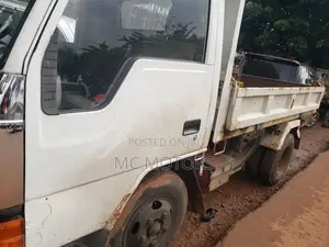 Canter Tipper