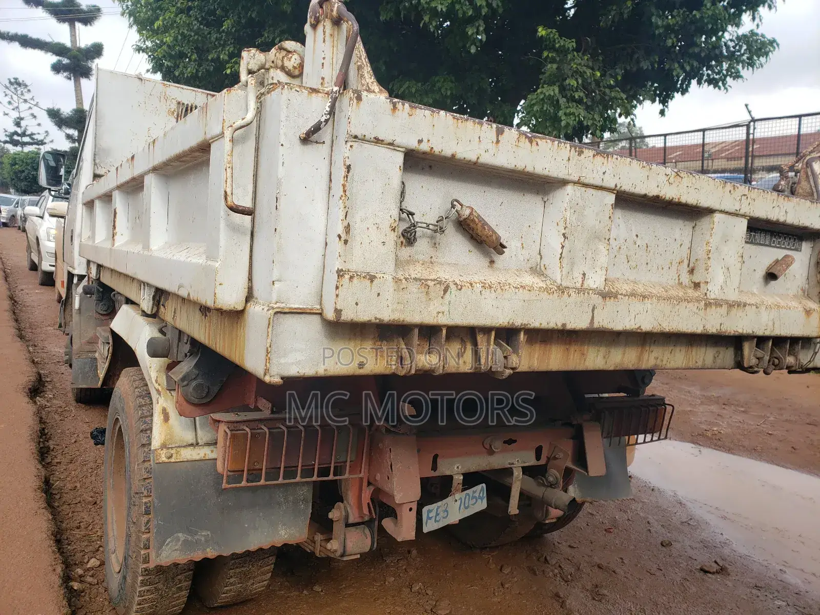 Canter Tipper