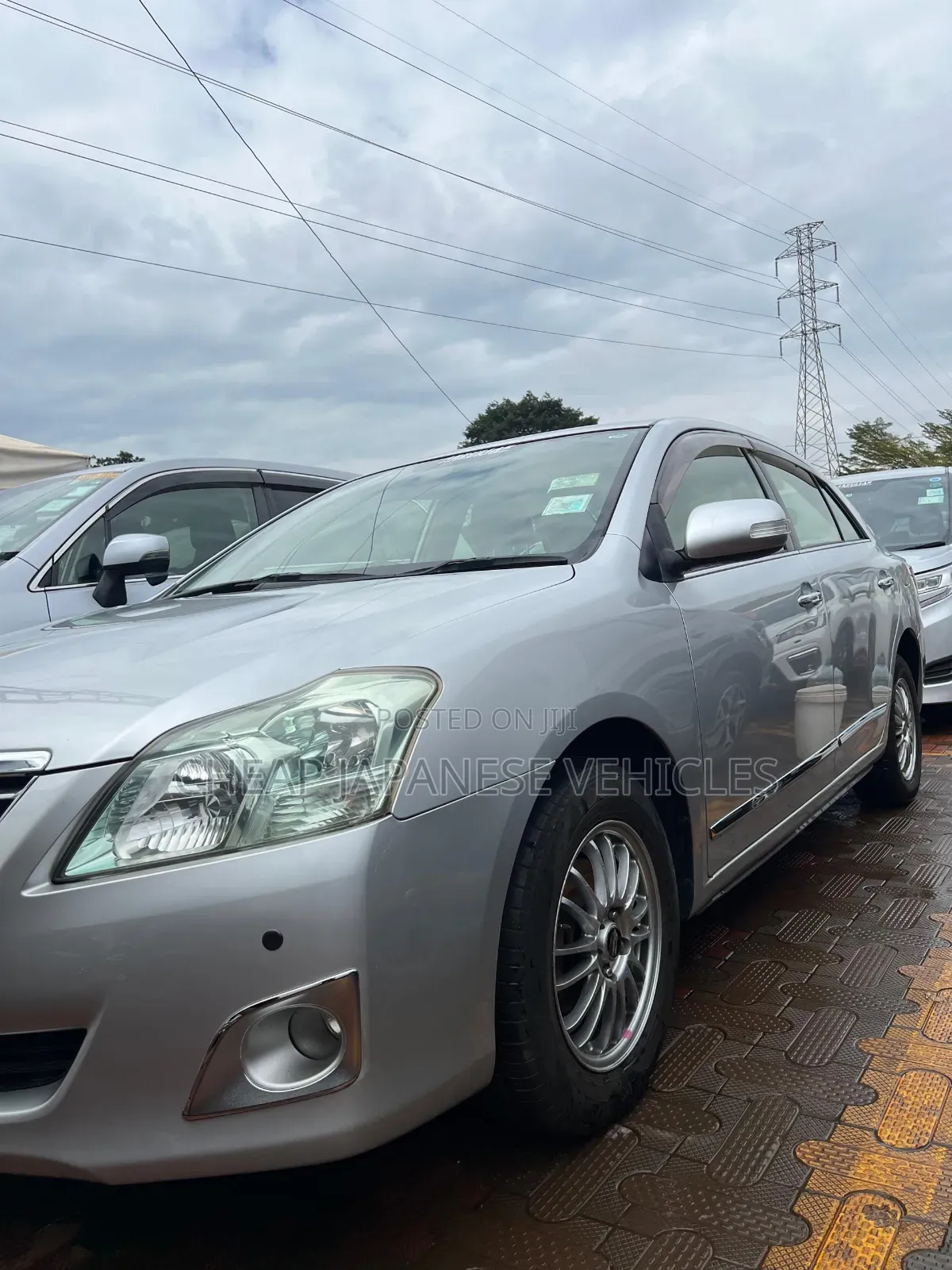 Toyota Premio 2012 Silver