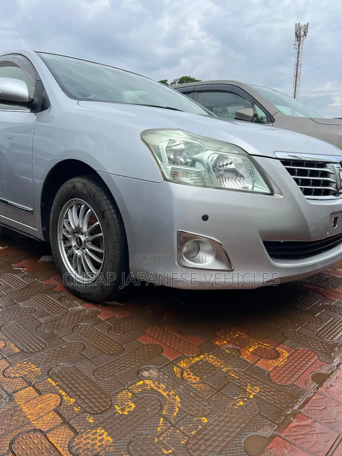 Toyota Premio 2012 Silver