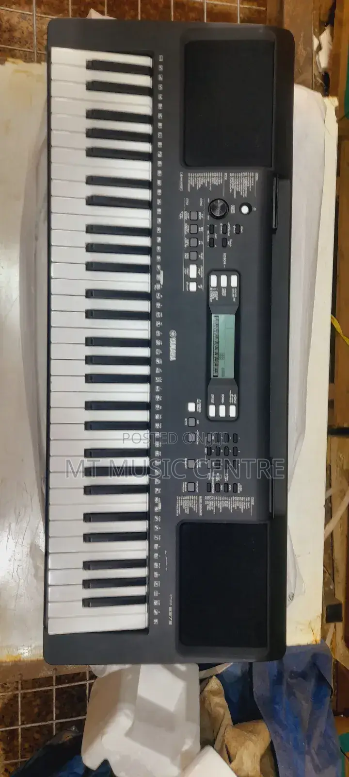 Yamaha PSR-E373