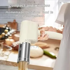 Raf Handheld Noodle Machine (Model R.3101).