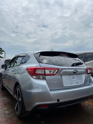 Subaru Impreza 2.0i Premium AWD Hatchback 2018 Silver