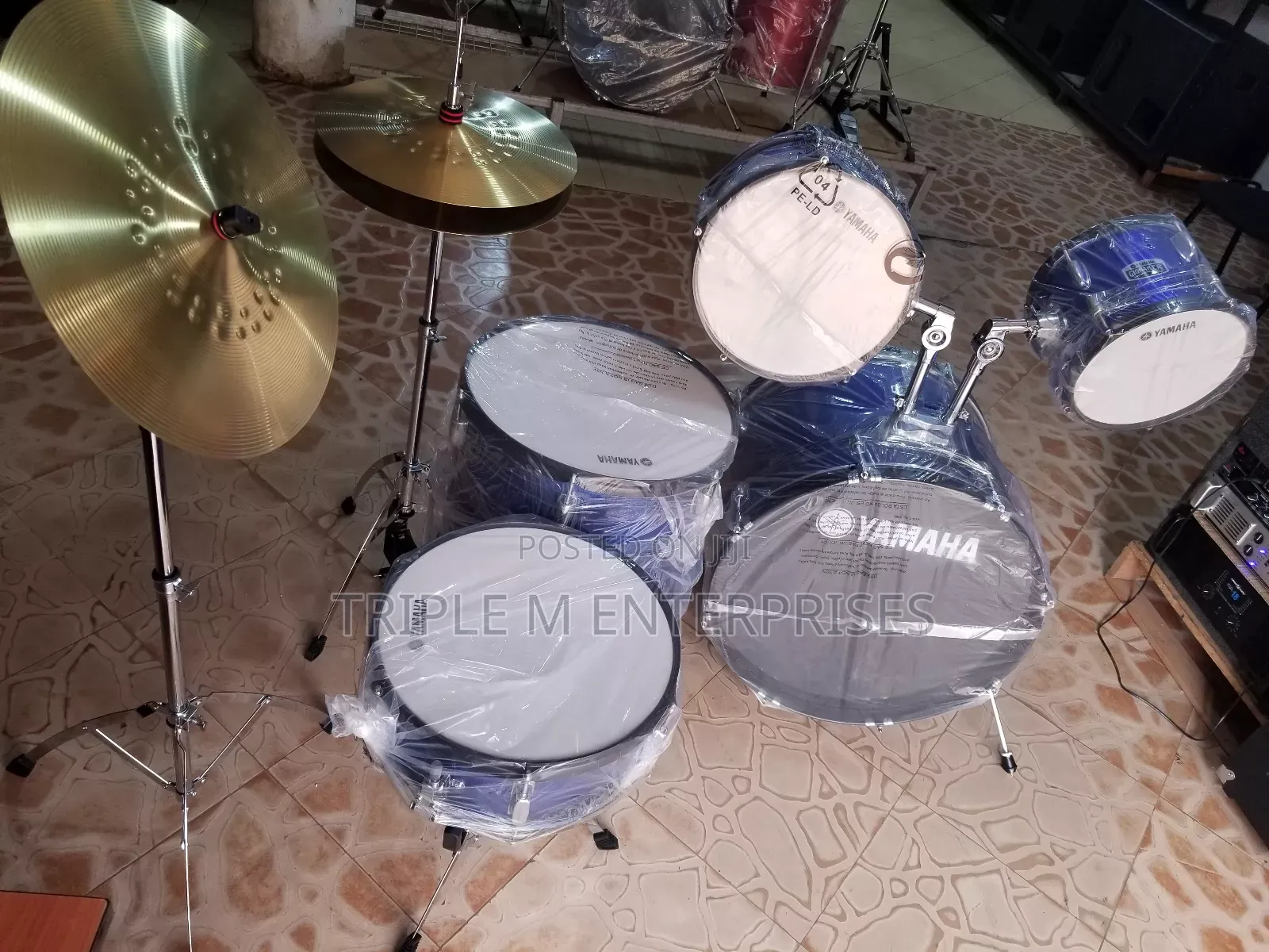 Yamaha Drum Set