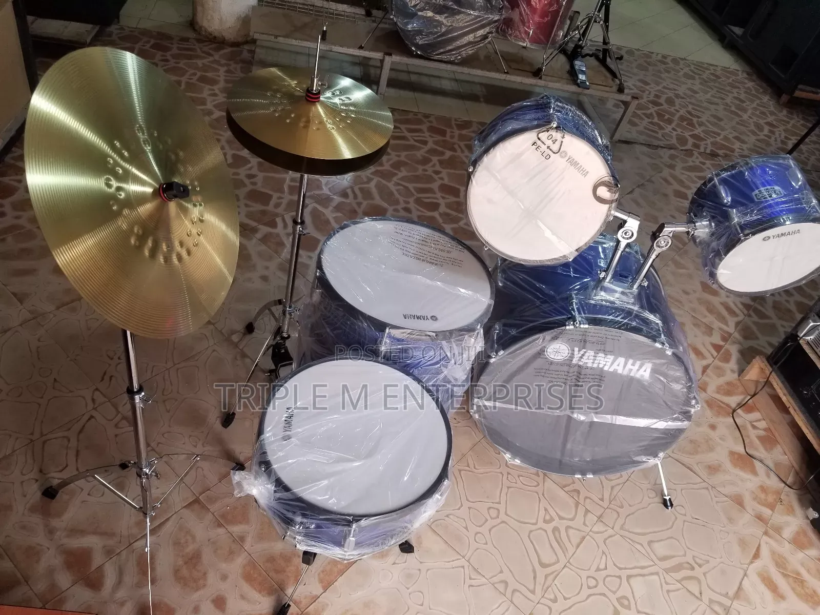 Yamaha Drum Set