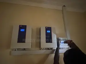 5000w/5000va Hybrid Inverter