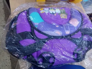 Foldable Baby Car Seat / Light Baby Car Seat