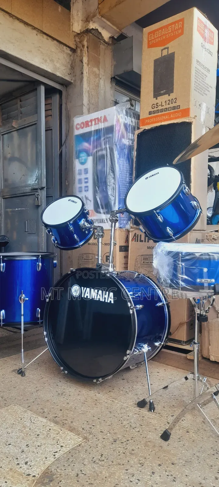 Yamaha Drum Set
