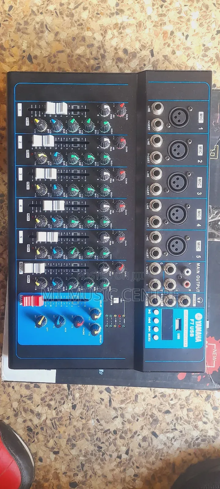 Yamaha F7 Mixer