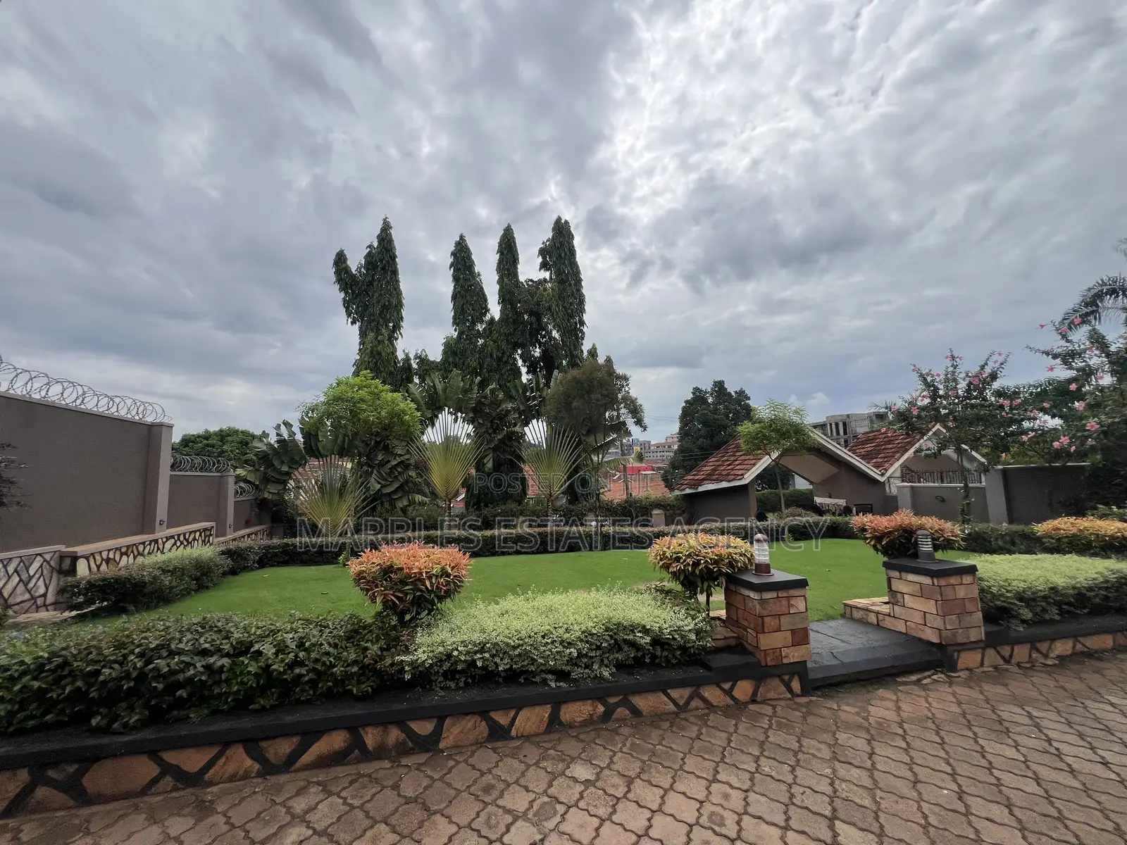 5bdrm House in Naguru, Central Division for rent