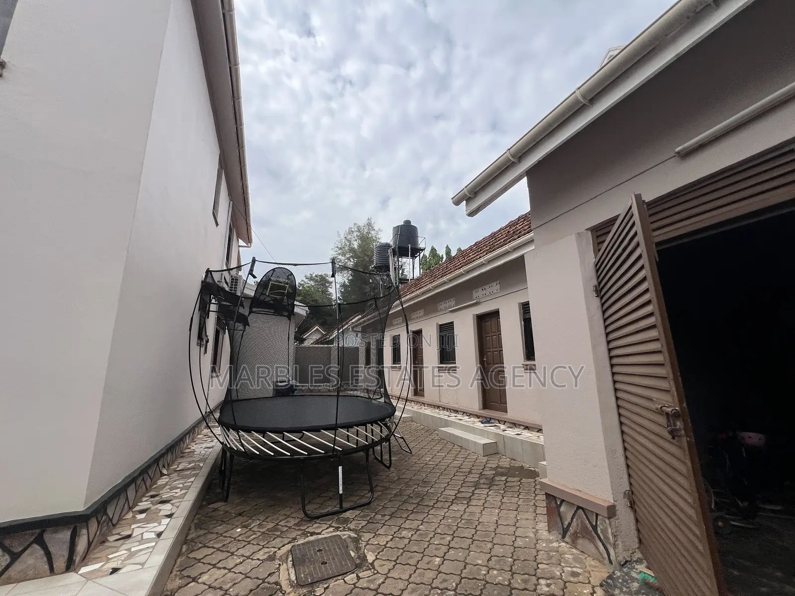5bdrm House in Naguru, Central Division for rent