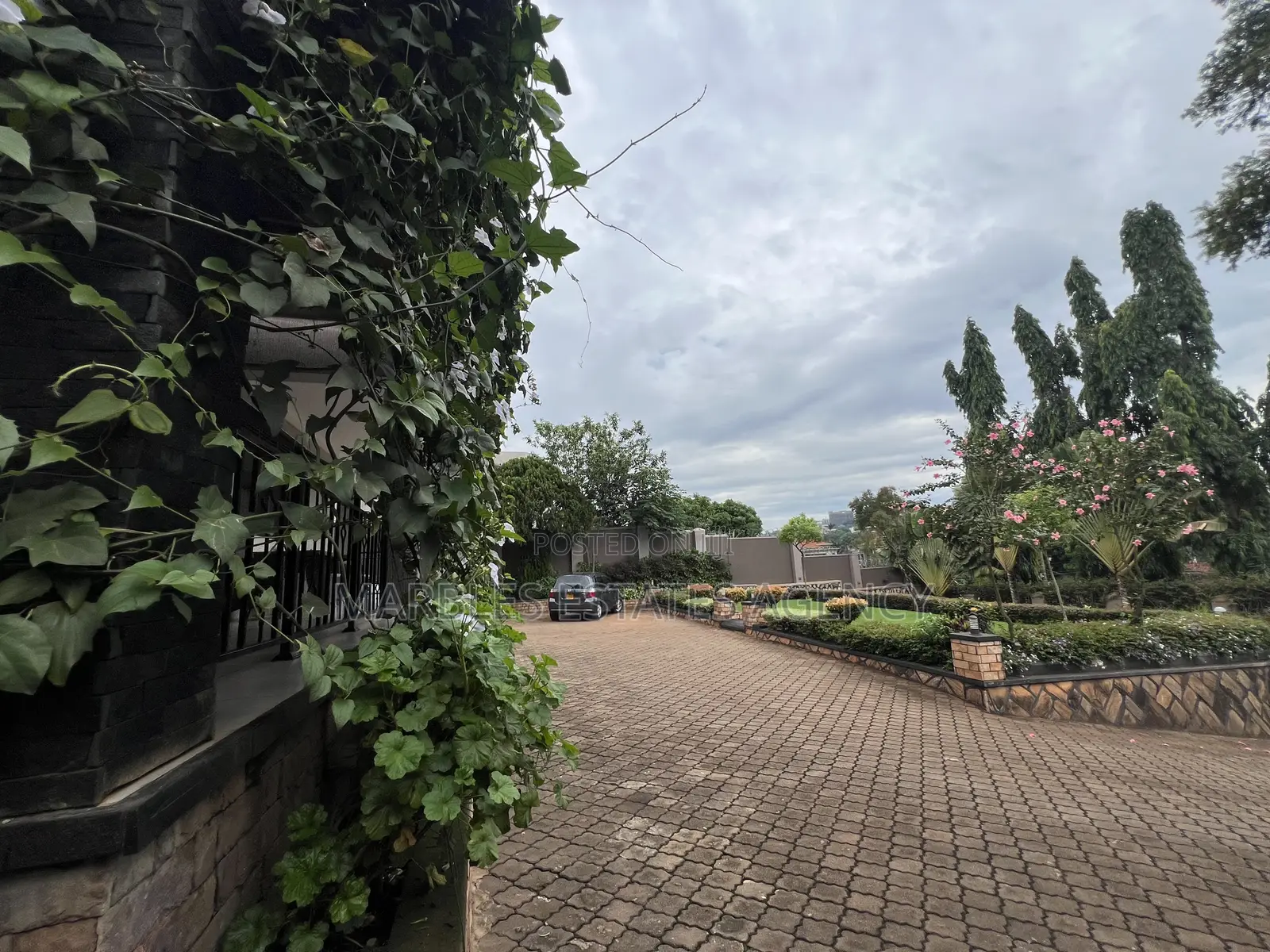 5bdrm House in Naguru, Central Division for rent