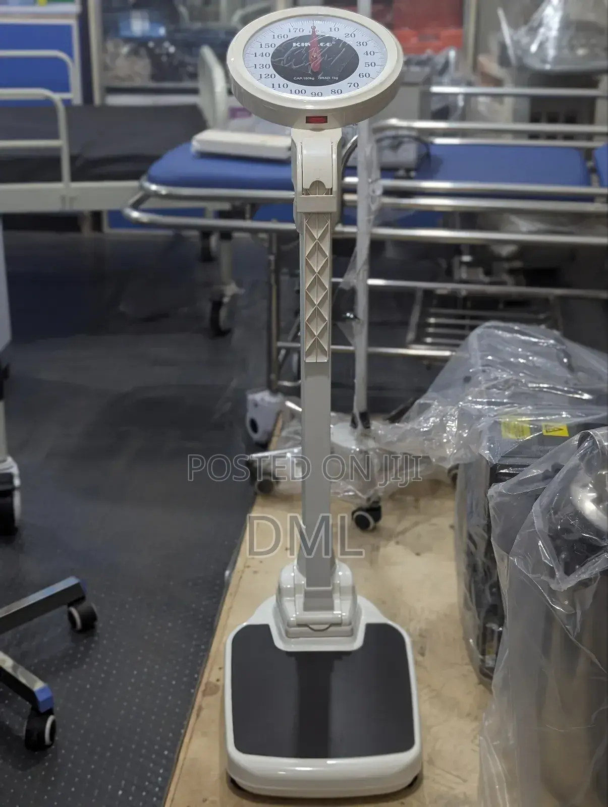 Medical Weighing Scale With Height Meter