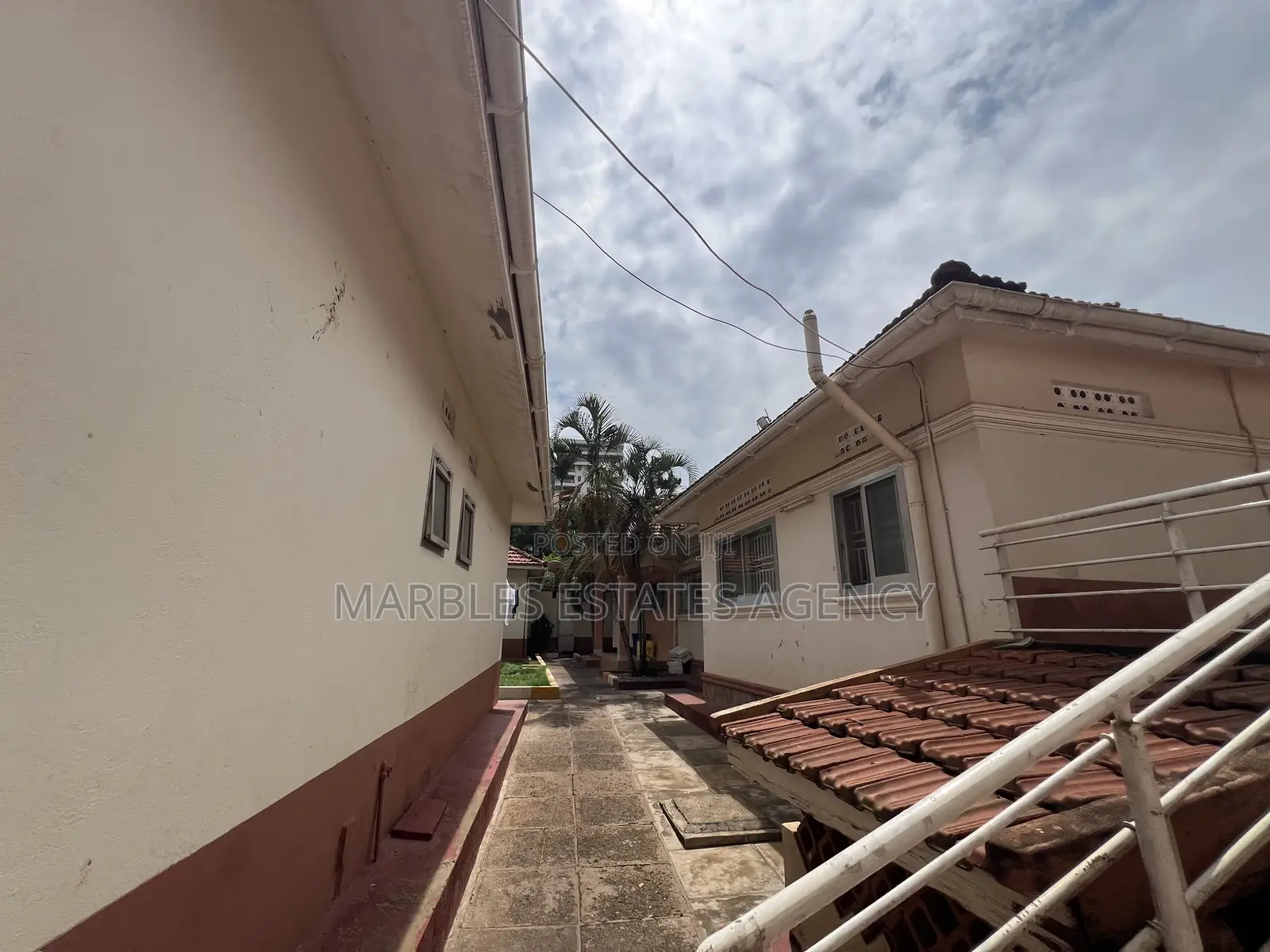 5bdrm House in Naguru, Central Division for sale