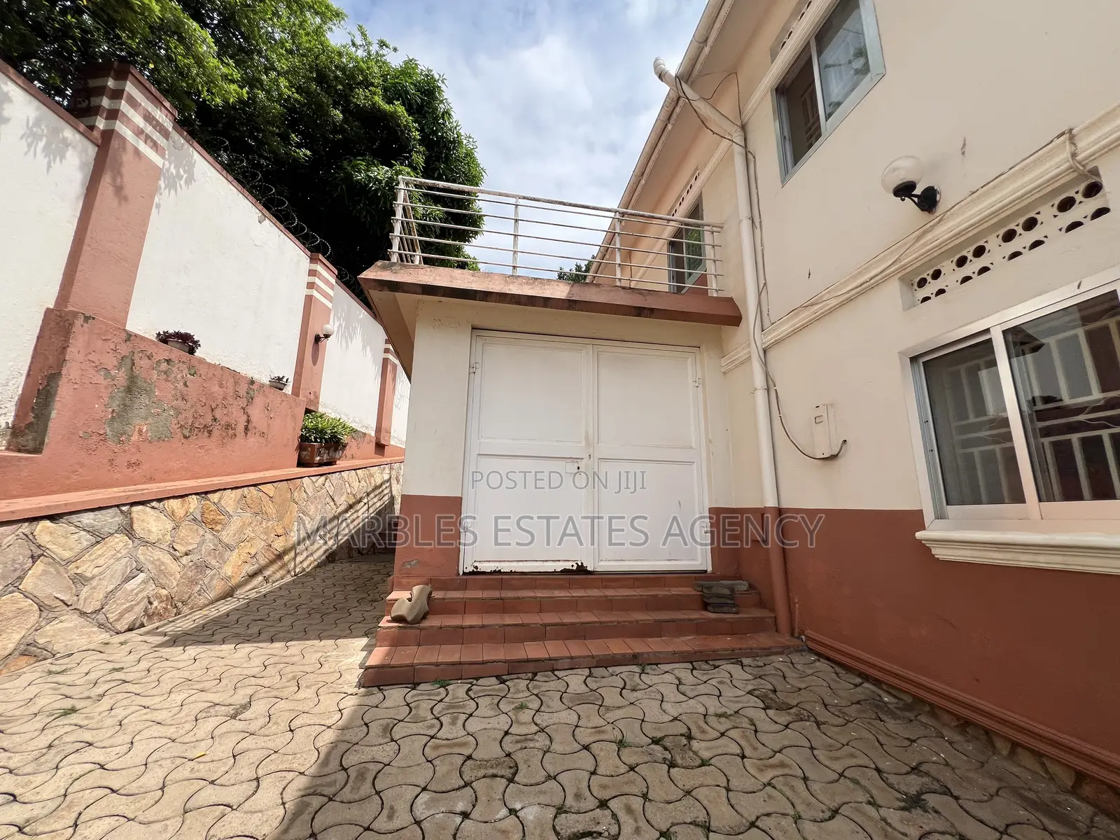 5bdrm House in Naguru, Central Division for sale