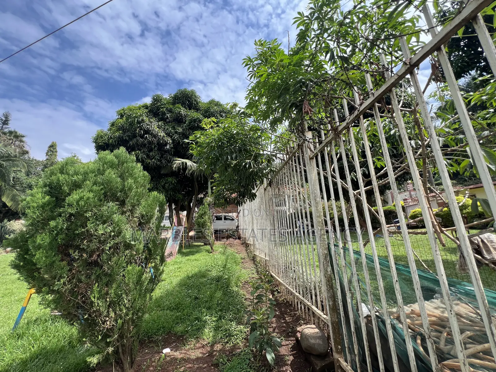 5bdrm House in Naguru, Central Division for sale