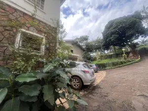 Land for Sale in Kololo on 70 Decimals at $2millions