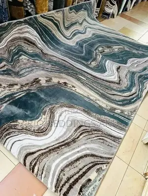 Turkey Center Carpet / Medium and Large