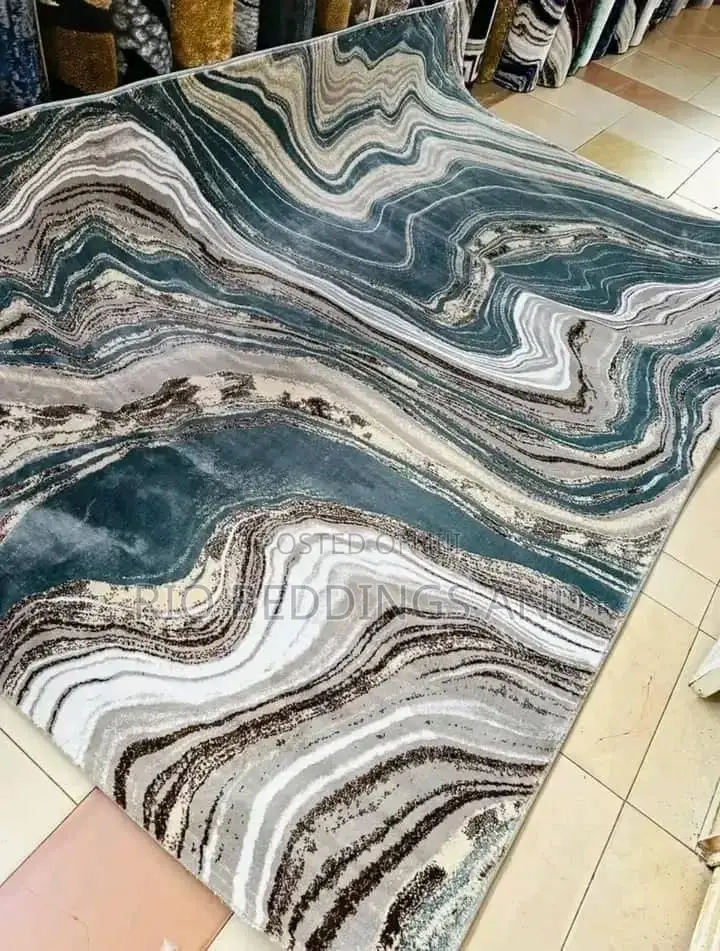 Turkey Center Carpet / Medium and Large
