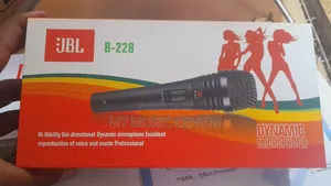 JBL B228 Dynamic Microphone