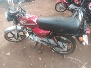 Simba UG Boss+ 100cc 2022 Red