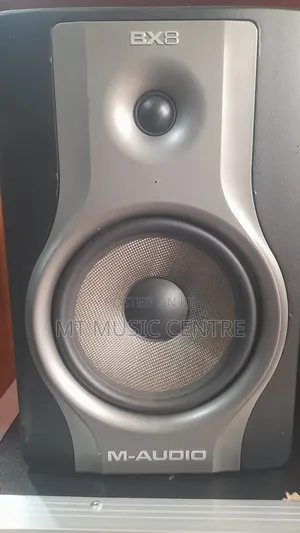 M-Audio Bx8
