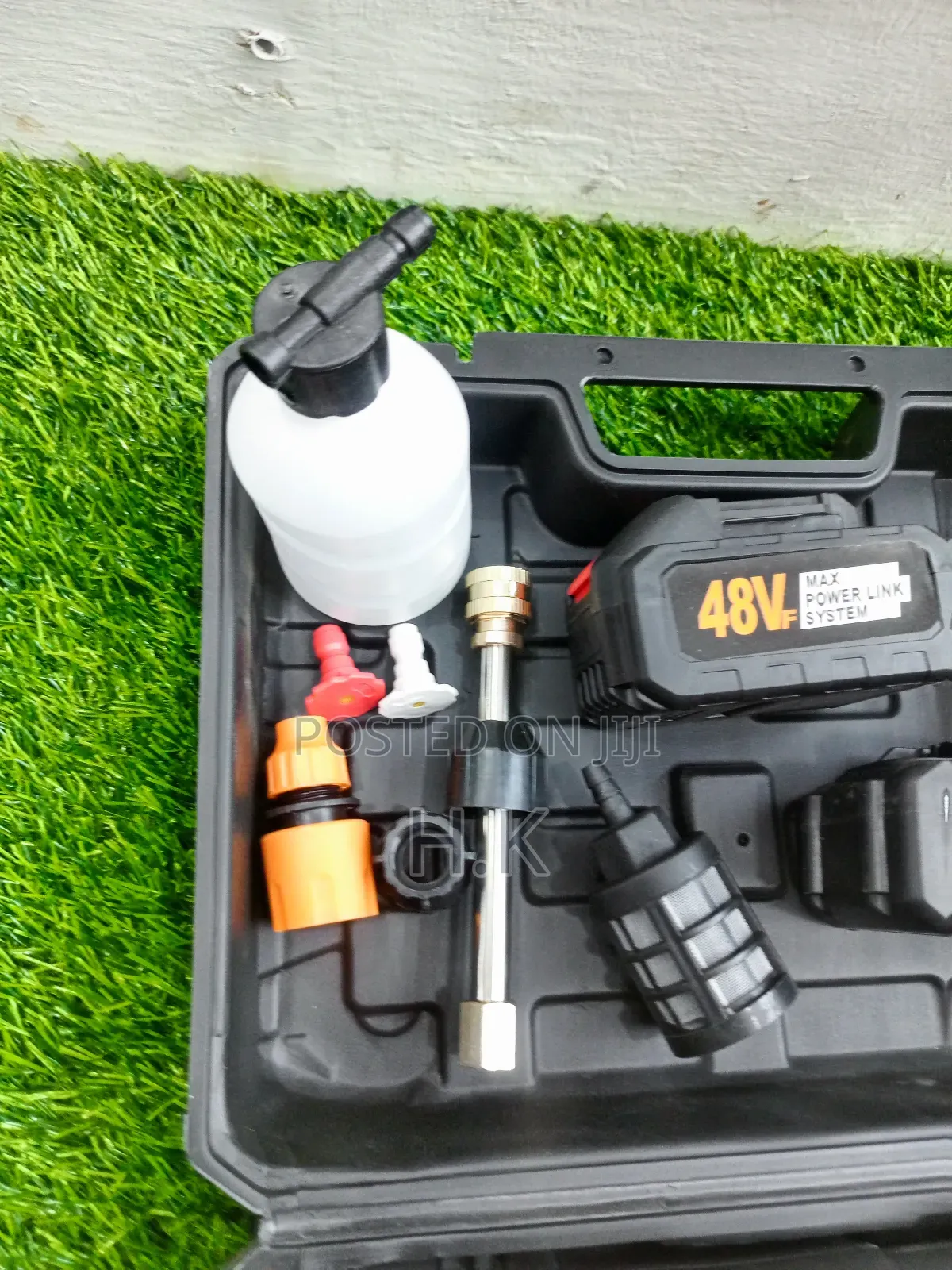 Portable, Cordless High-Pressure Car Washer