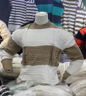 Due Super Sweater