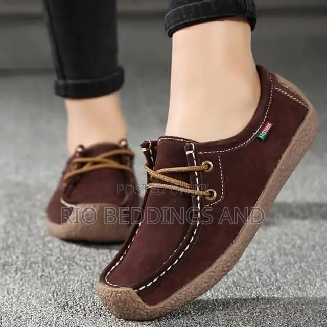 Ladies Moccasin Suede Shoes / New Fashion