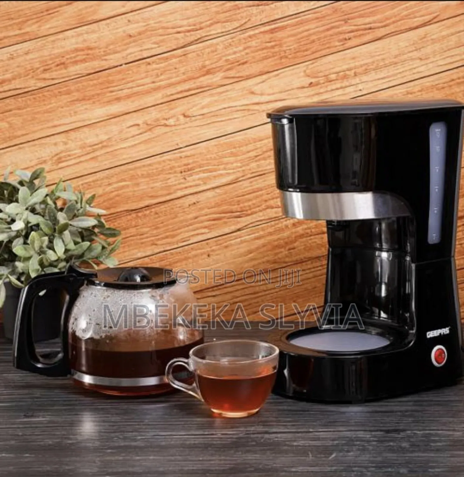 Geepas Coffee Maker 1.5litres Best Quality.