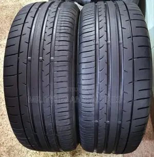 It's 215 55 R17 Imported Dunlop 4rm Tokyo Japan.