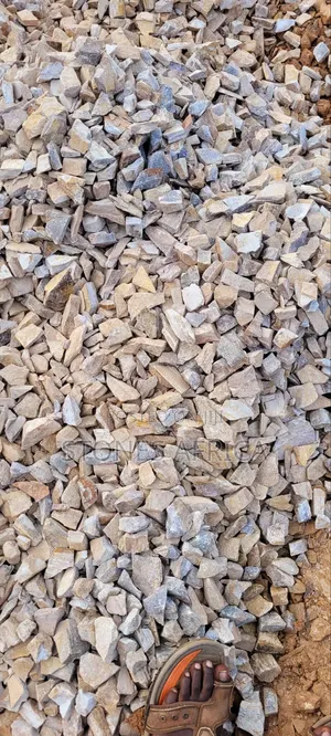 Photo - Aggregates and Slates for Forward Truck and Sino Truck