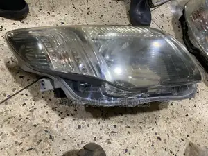 Fielder 2008 Headlight
