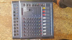 Amplified Mixer 6 Channel / Amp Mixer