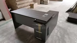 Office Executive Desks Office Executive Desks 1.4mtrs