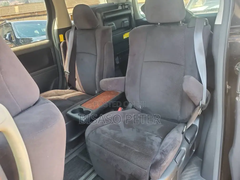 Toyota Vellfire 2013 Black