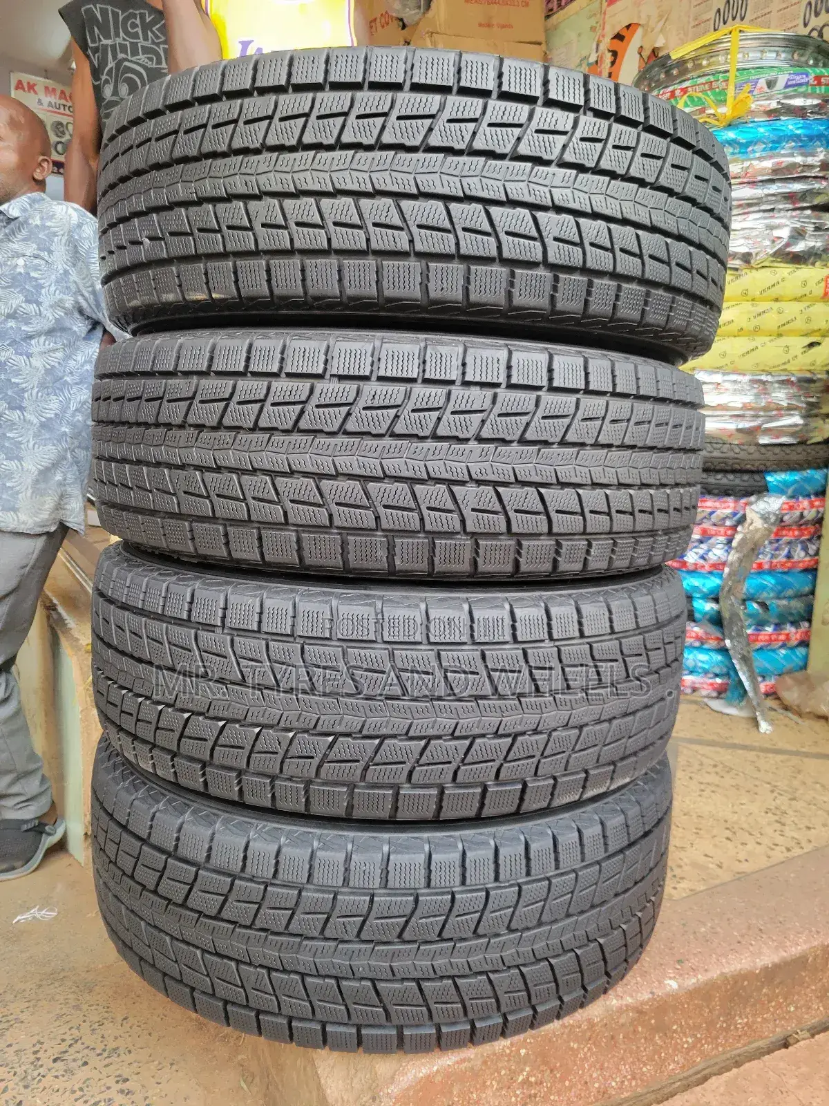225 60 R17 Dunlop Digi Tire Studless From Japan.