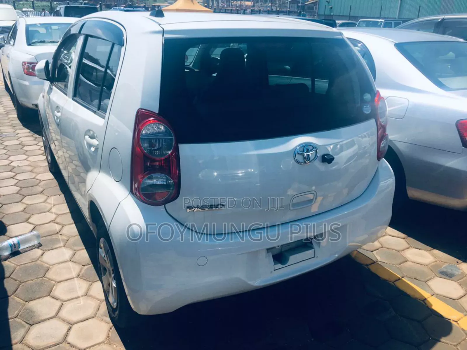 Toyota Passo 1.0 AWD 2010 White