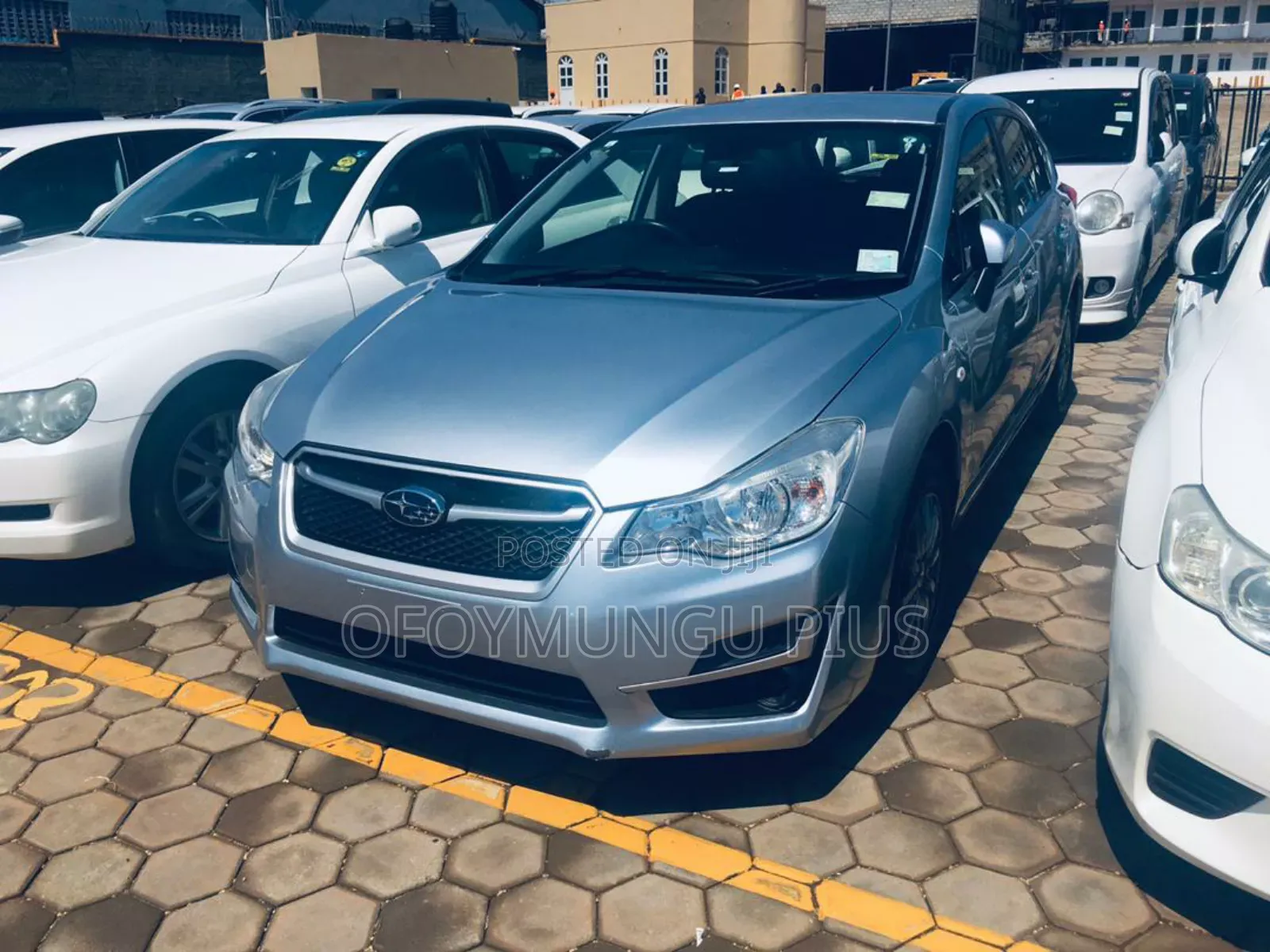 Subaru Impreza 2.0i Limited PZEV 4dr Hatchback AWD (2.0L 4cyl CVT) 2015