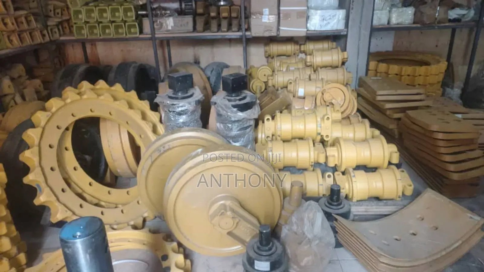 Jcb, 205, 215 Truck Chain, Tips, Idlers, Filters,Sprockets.
