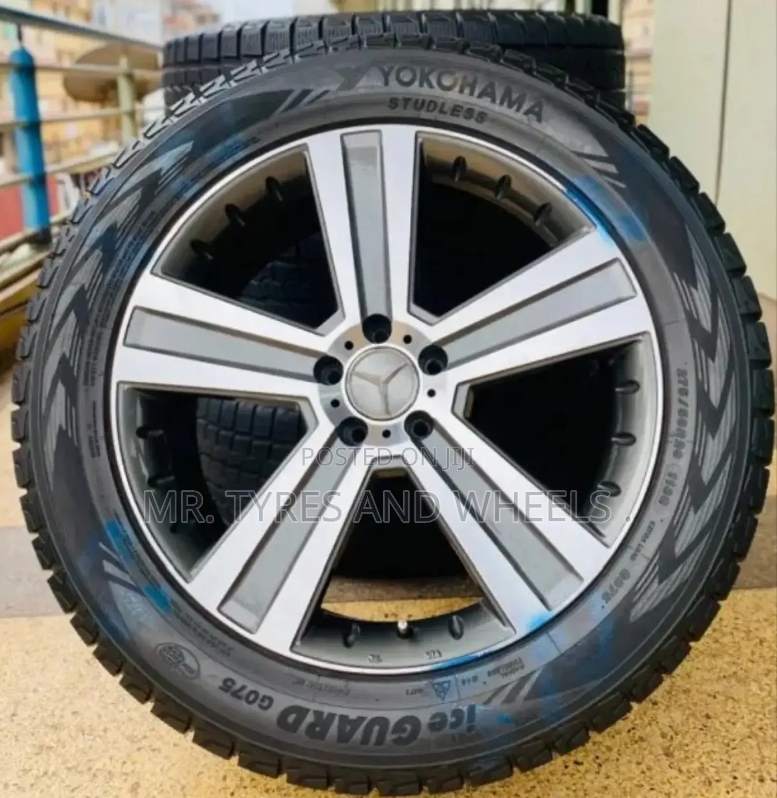 275 50 R20 Yokohama Studlees Tires But Very Strong N Nice.