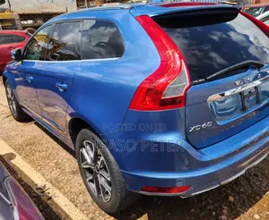 Volvo XC60 2016 Blue