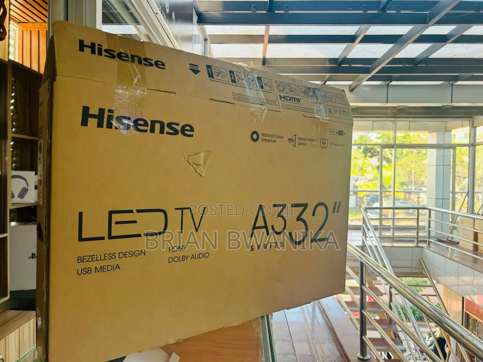 Hisense Tv 32inches